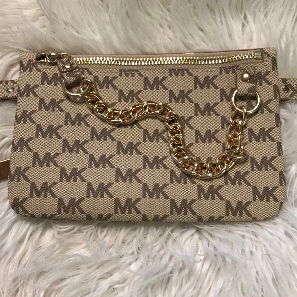 Michael Kors “Fanny” style clutch/wallet